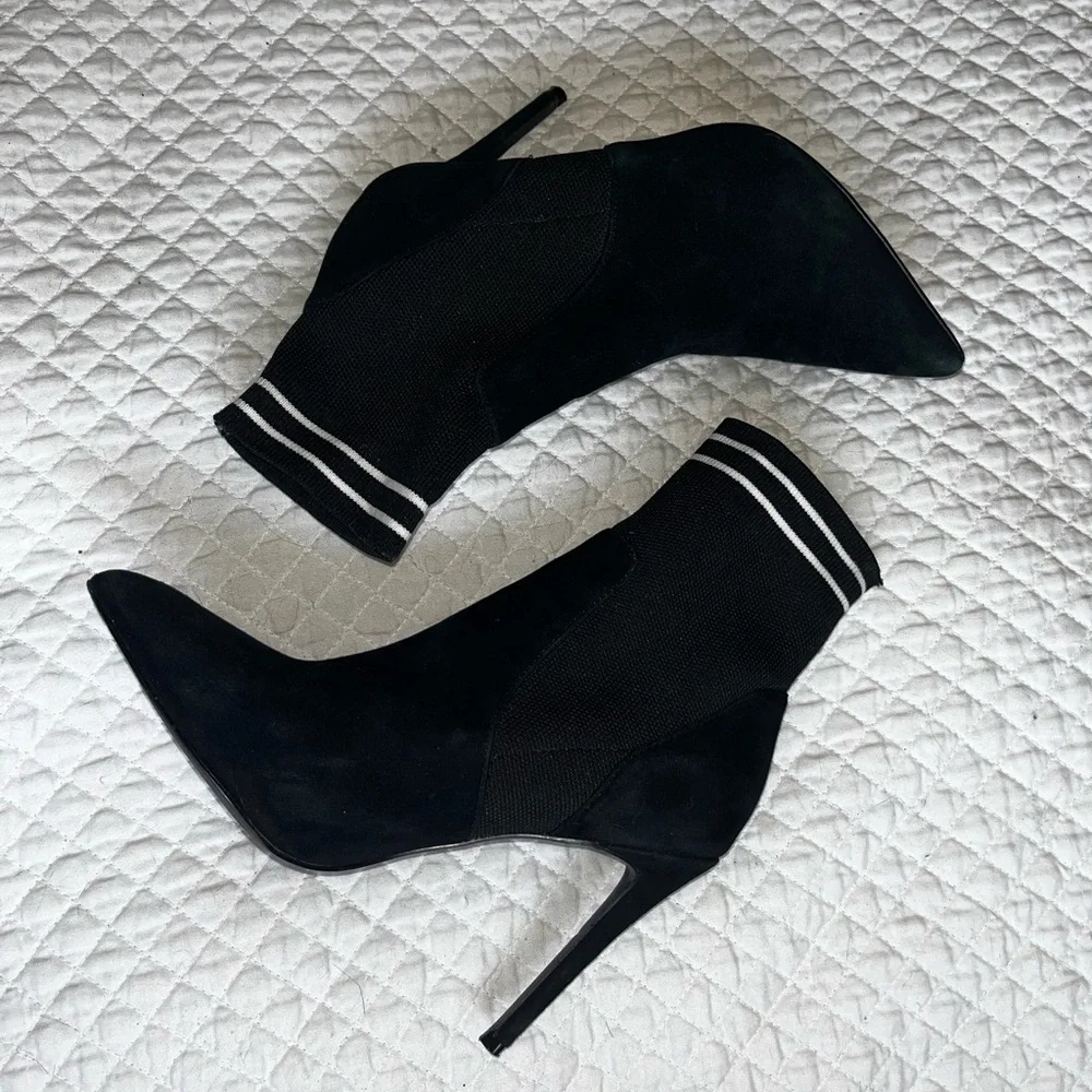 Black sock booties - Picture 1 of 7